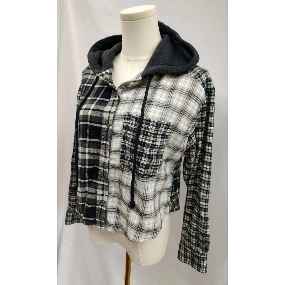 American Eagle Plaid Cropped Flannel Hoodie Shirt Top Black Plaid Crop Grunge XS